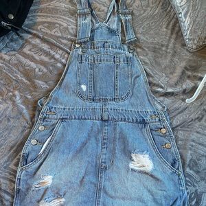 Aeropostale one piece skirt